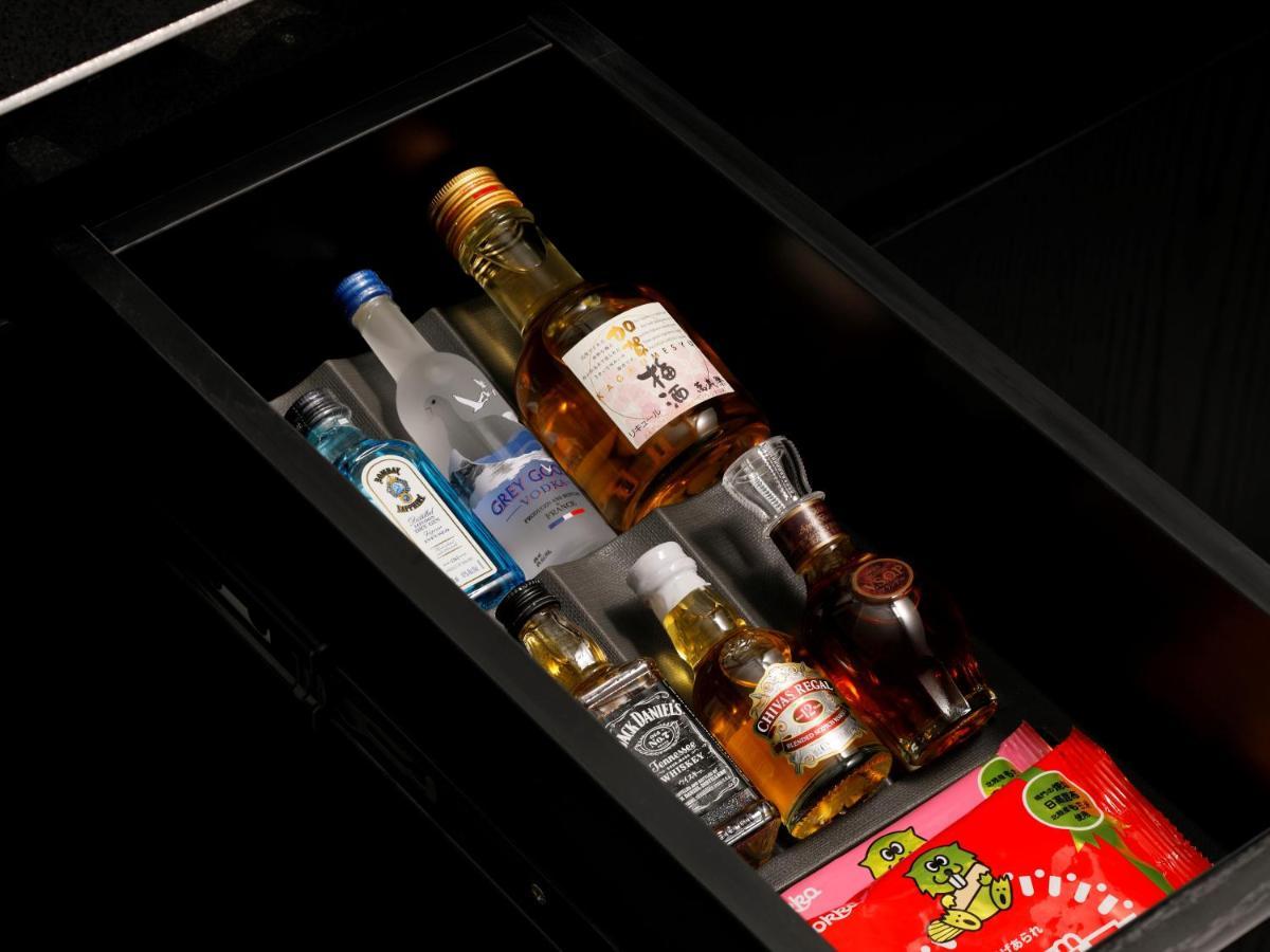 The Hotel Sanraku Kanazawa 21Th December 2022 Open Exterior photo A mini-bar in a hotel room