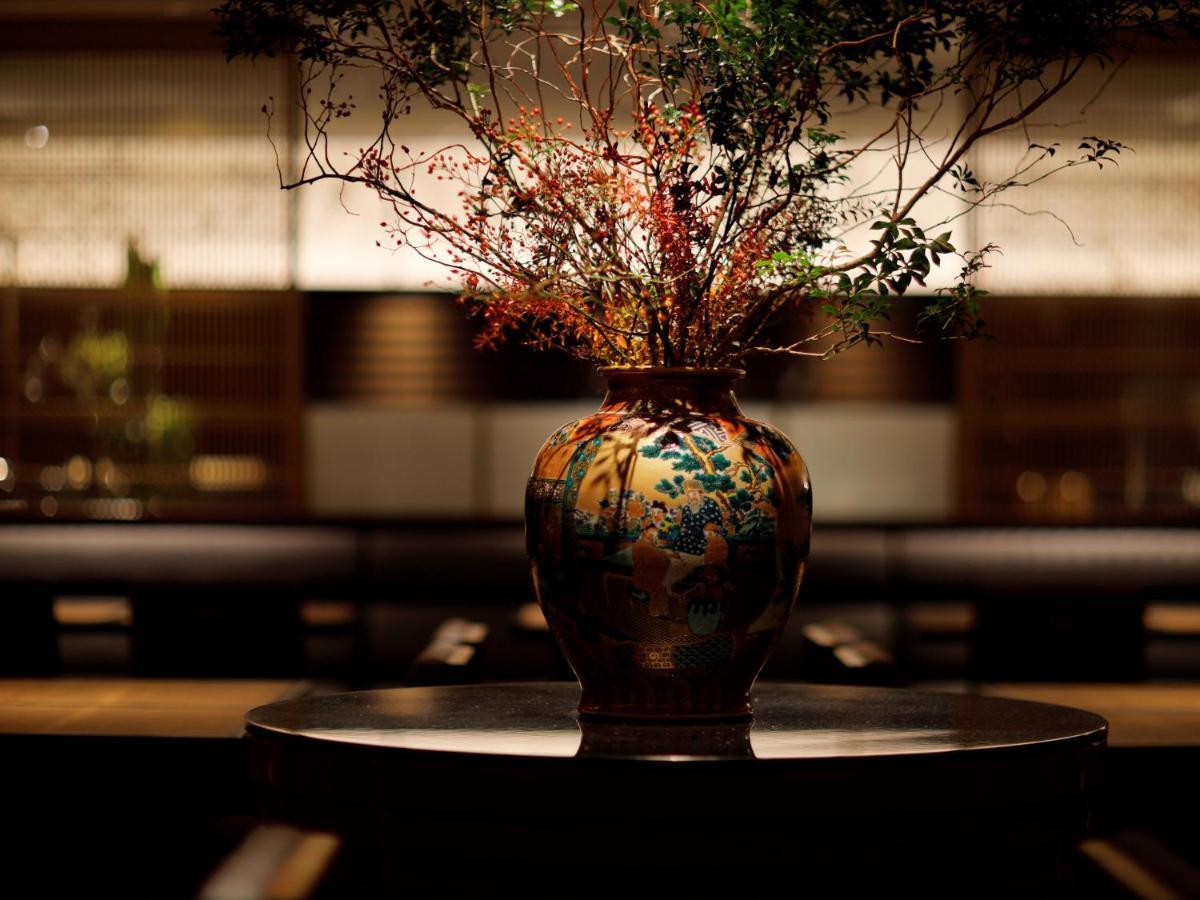 The Hotel Sanraku Kanazawa 21Th December 2022 Open Exterior photo A vase